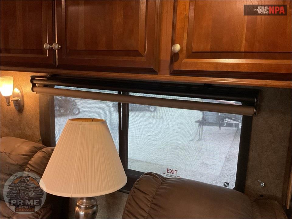 2014 Cardinal By Forest River M-3727RE - FIFTH WHEEL SERIES — фото 23