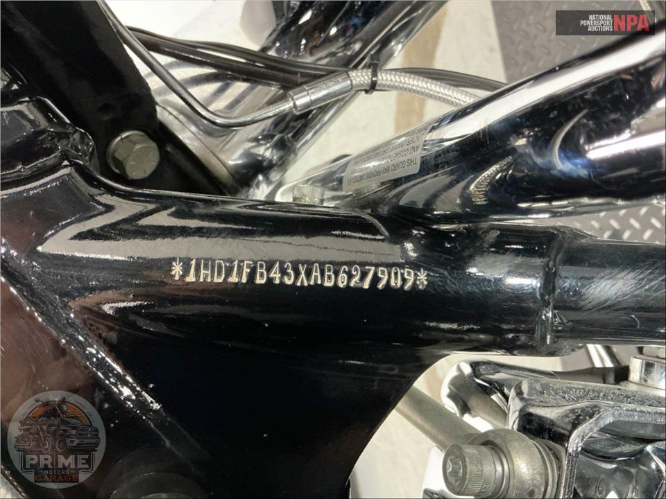 2010 Harley-Davidson FLHR ROAD KING — фото 28