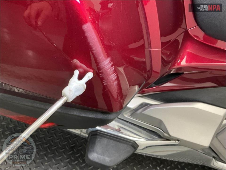 2018 Honda GL1800 GOLDWING TOUR (RED) — фото 26