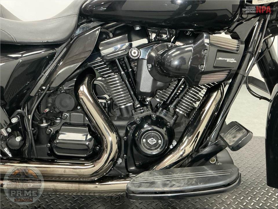 2018 Harley-Davidson FLHXS STREET GLIDE SPECIAL — фото 6