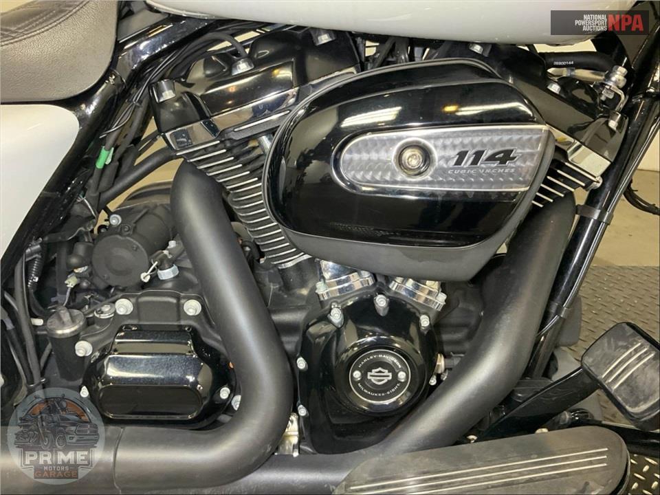 2020 Harley-Davidson FLHXS STREET GLIDE SPECIAL — фото 6