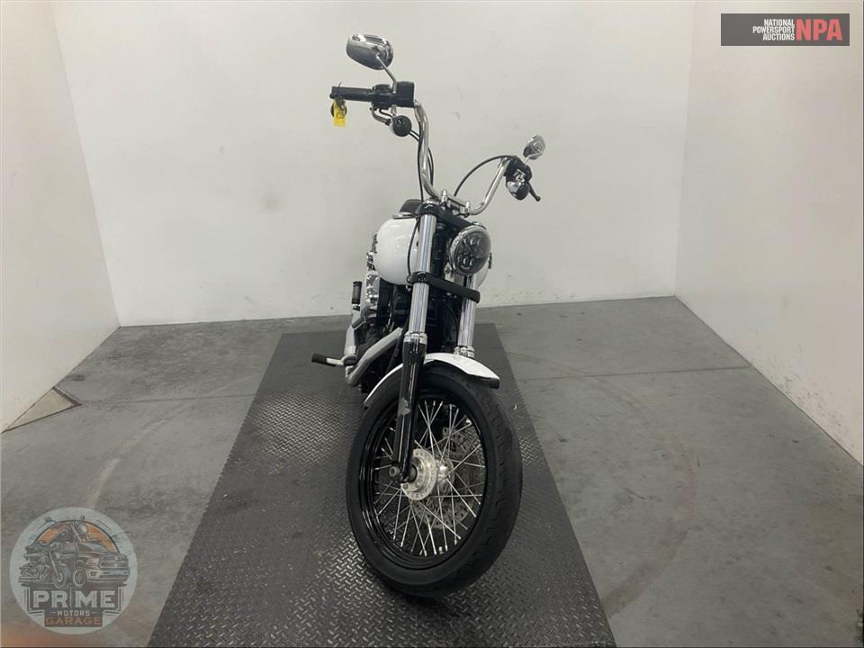 2016 Harley-Davidson FXDB STREET BOB — фото 2