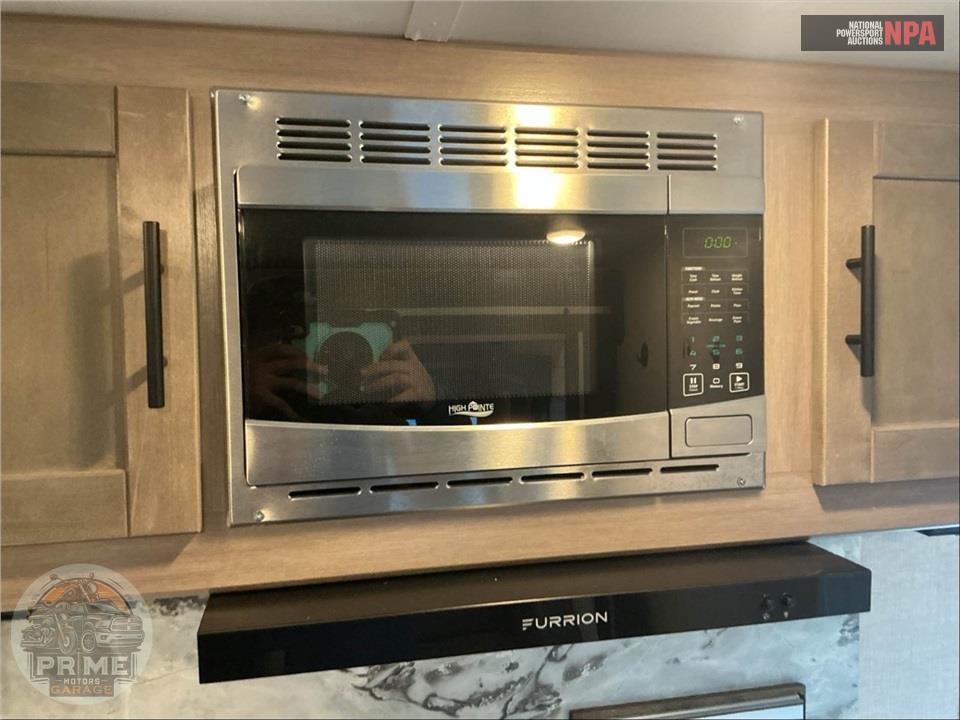 2023 Crossroads Rv M-212 RB - SUNSET TRAIL SUPER LITE SERIES — фото 16