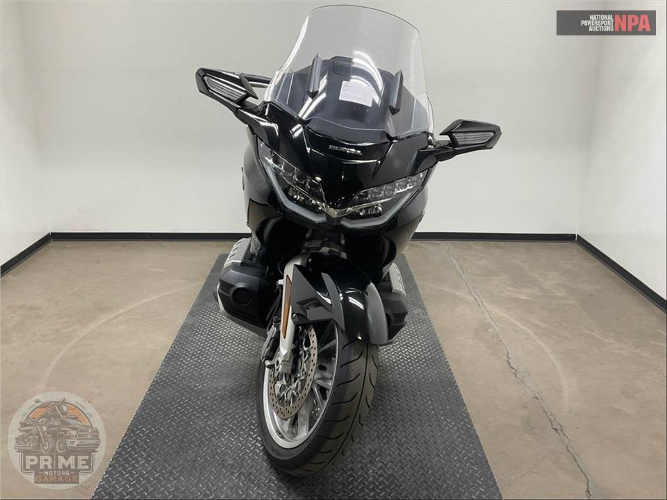 2019 Honda GL1800D GOLDWING TOUR DCT (BLACK) — фото 2