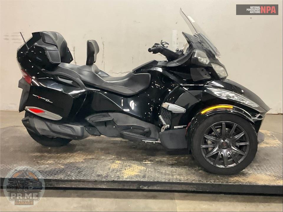 2014 Can-Am SPYDER RT-S SE6 — фото 1