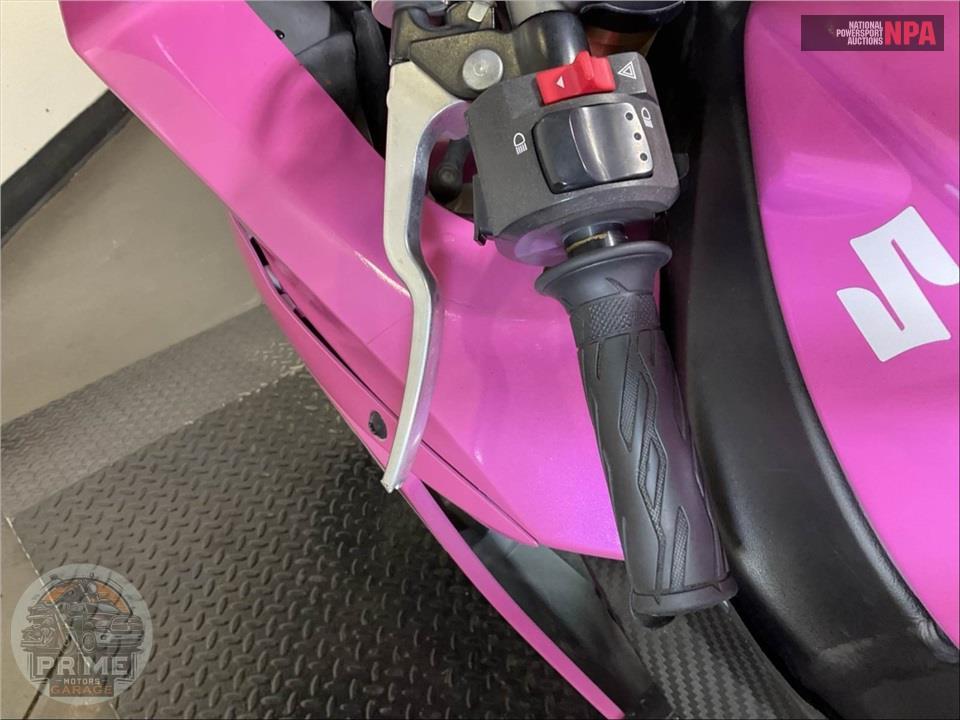 2011 Suzuki GSX-R750L1 — фото 32