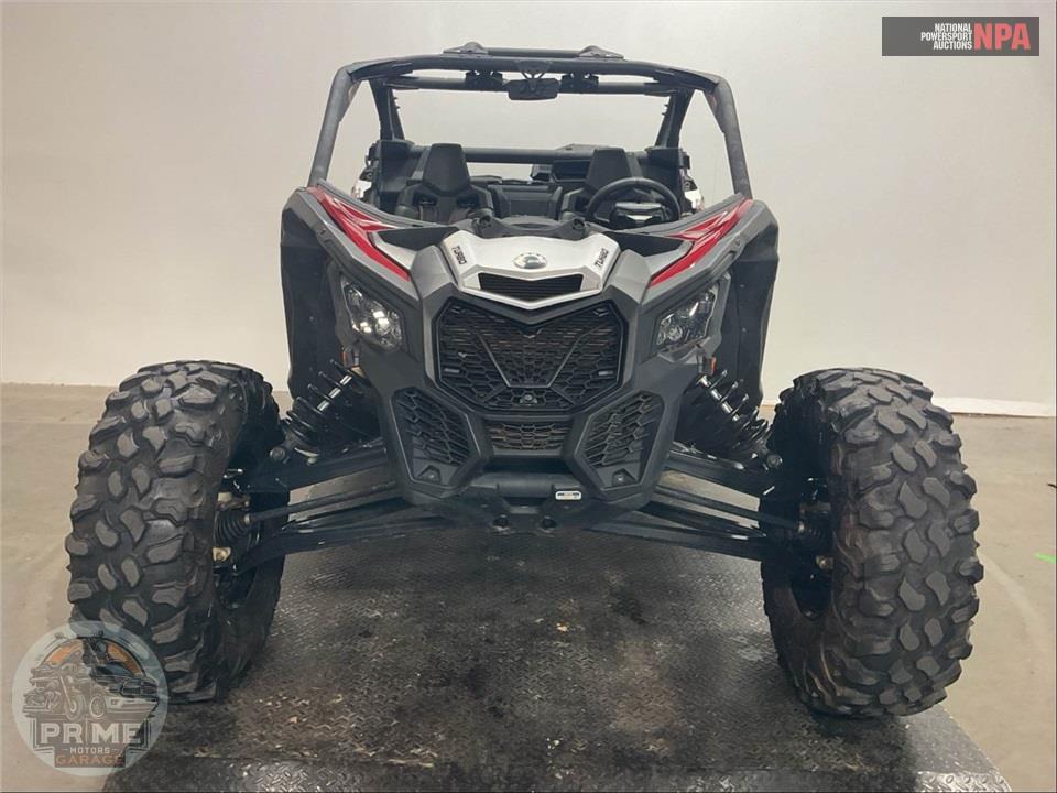 2024 Can-Am MAVERICK X3 RS TURBO (RED AND SILVER) — фото 2