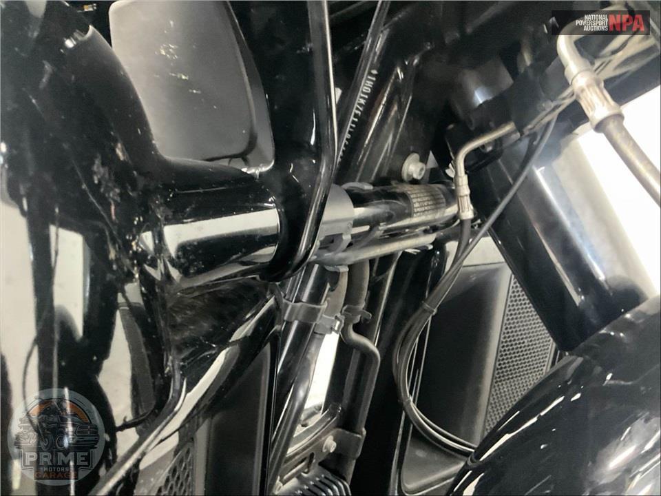 2020 Harley-Davidson FLTRK ROAD GLIDE LIMITED — фото 12