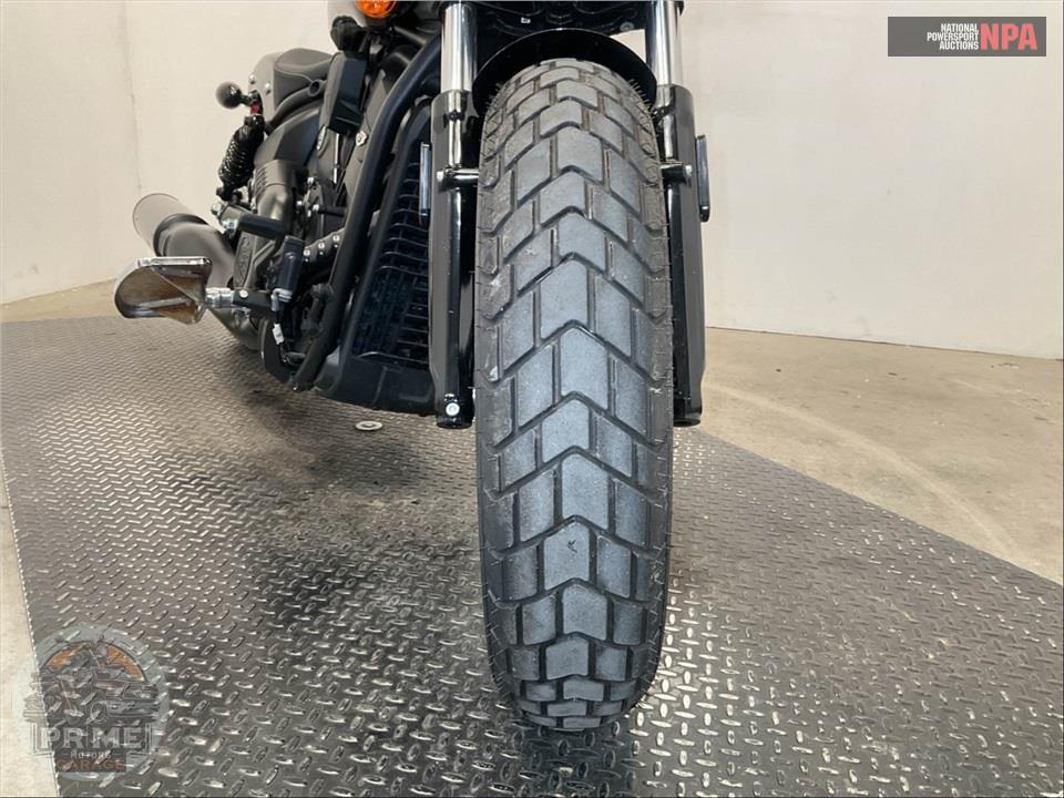 2025 Indian Motorcycle SCOUT BOBBER — фото 17