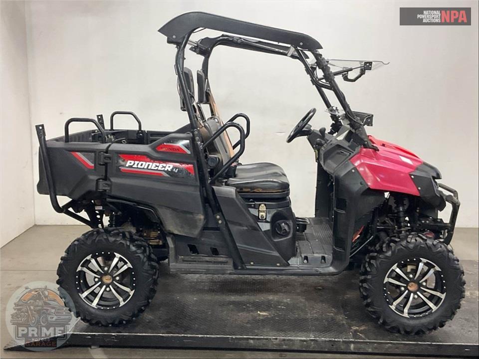 2019 Honda SXS700M4 PIONEER 4 — фото 1