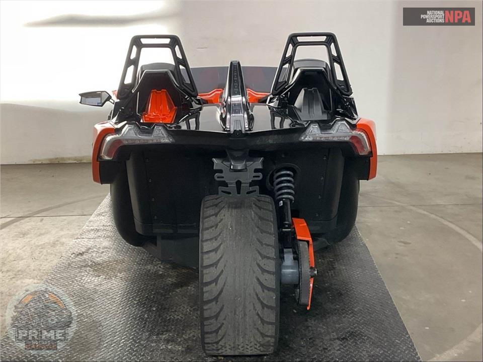 2023 Polaris SLINGSHOT R WITH AUTODRIVE — фото 4