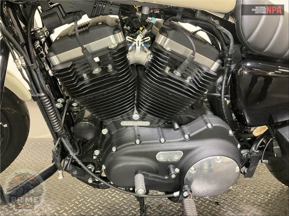 2022 Harley-Davidson XL883N IRON — фото 7