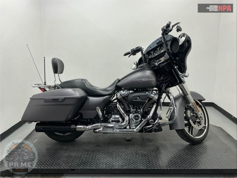 2017 Harley-Davidson FLHXS STREET GLIDE SPECIAL — фото 1