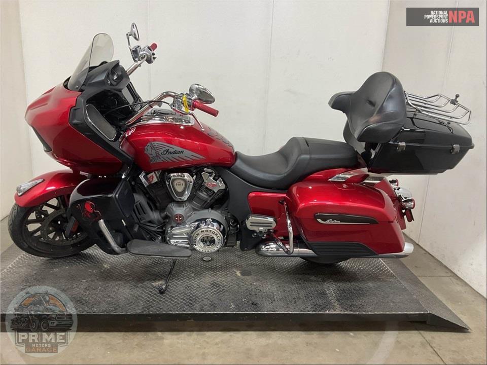 2021 Indian Motorcycle CHALLENGER LIMITED — фото 3