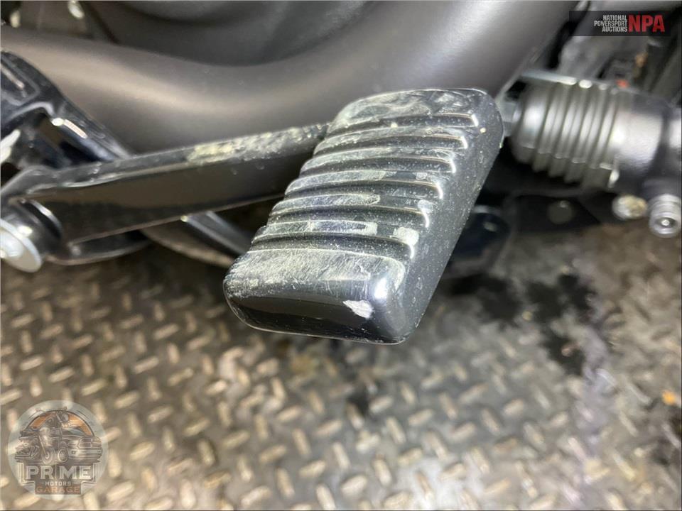 2019 Harley-Davidson FXBB STREET BOB — фото 21