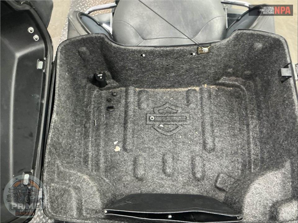 2012 Harley-Davidson FLHTCU UL CLSC EL GLIDE — фото 29