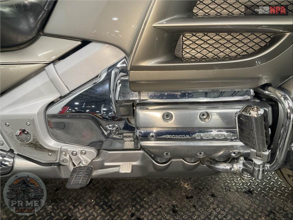 2002 Honda GL18002 GOLDWING — фото 6