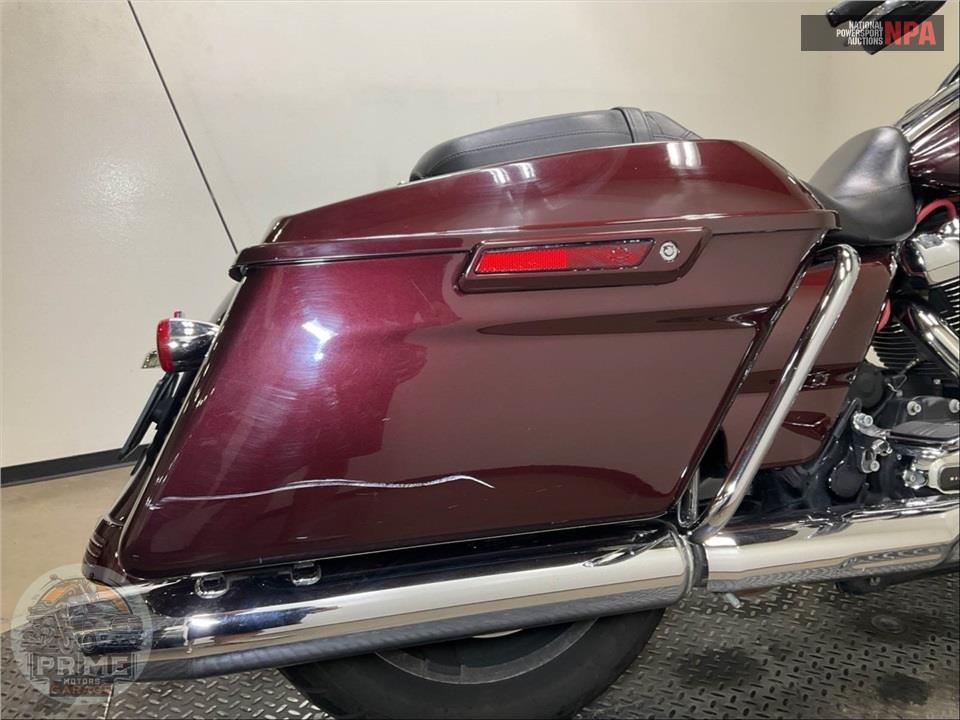 2018 Harley-Davidson FLTRX ROAD GLIDE — фото 24