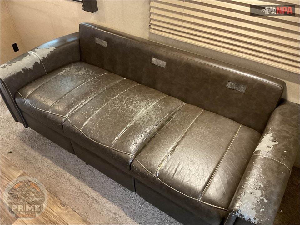 2017 Crossroads Rv M-3801 MD - VOLANTE HP FIFTH WHEEL SERIES — фото 10