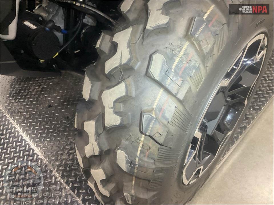 2025 Can-Am OUTLANDER MAX XT 1000R — фото 22