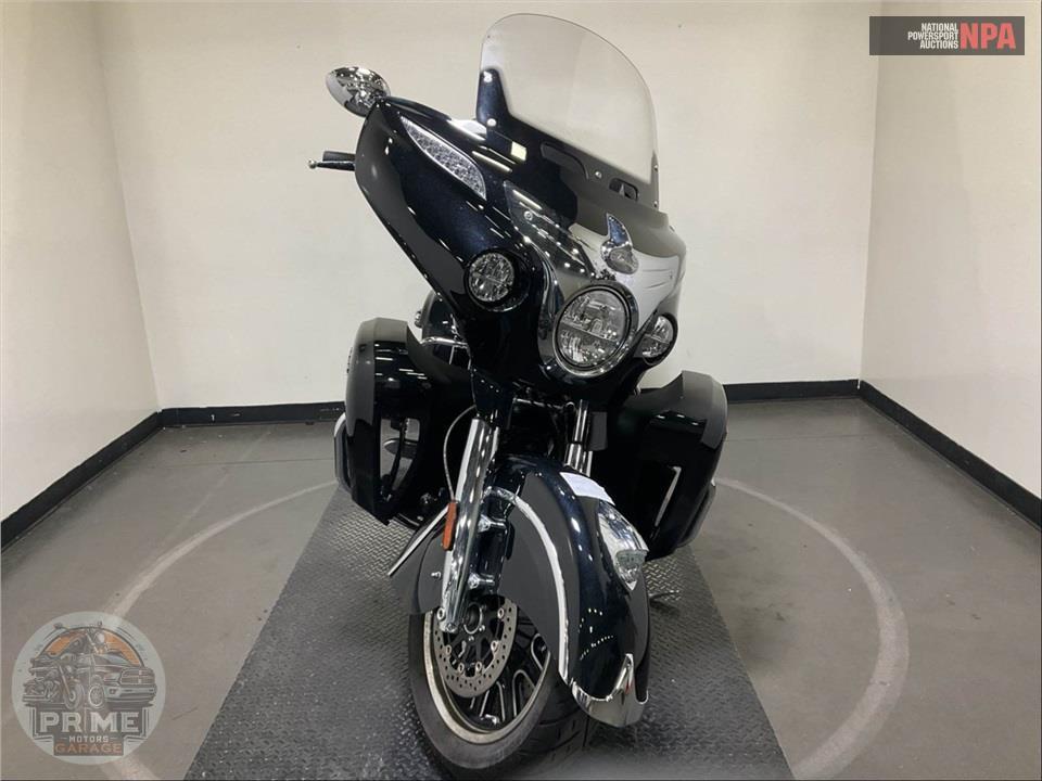 2021 Indian Motorcycle ROADMASTER (BLACK) — фото 2