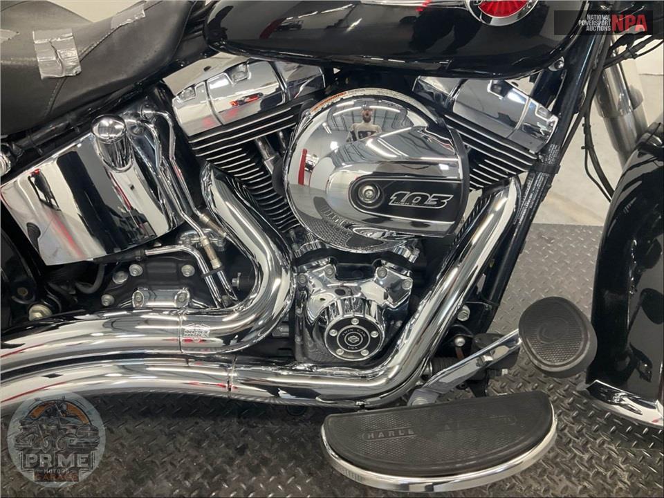 2017 Harley-Davidson FLSTC HERITAGE SOFTAIL CLASSIC — фото 6