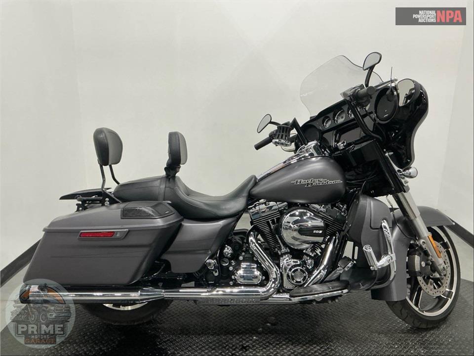 2016 Harley-Davidson FLHXS STREET GLIDE SPECIAL — фото 1