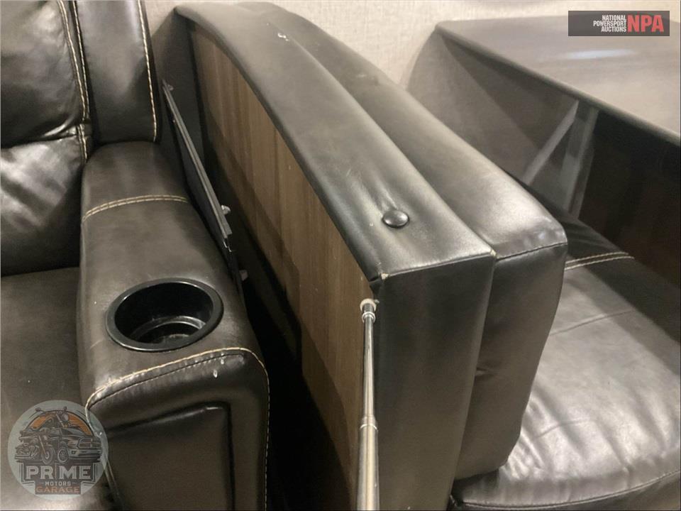 2020 Keystone Rv M-332 BH - LAREDO SERIES — фото 10