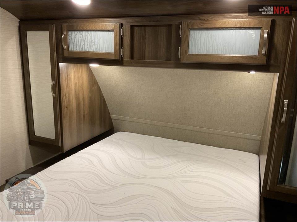 2019 Keystone Rv M-30 RIPR - BULLET PREMIER SERIES — фото 11