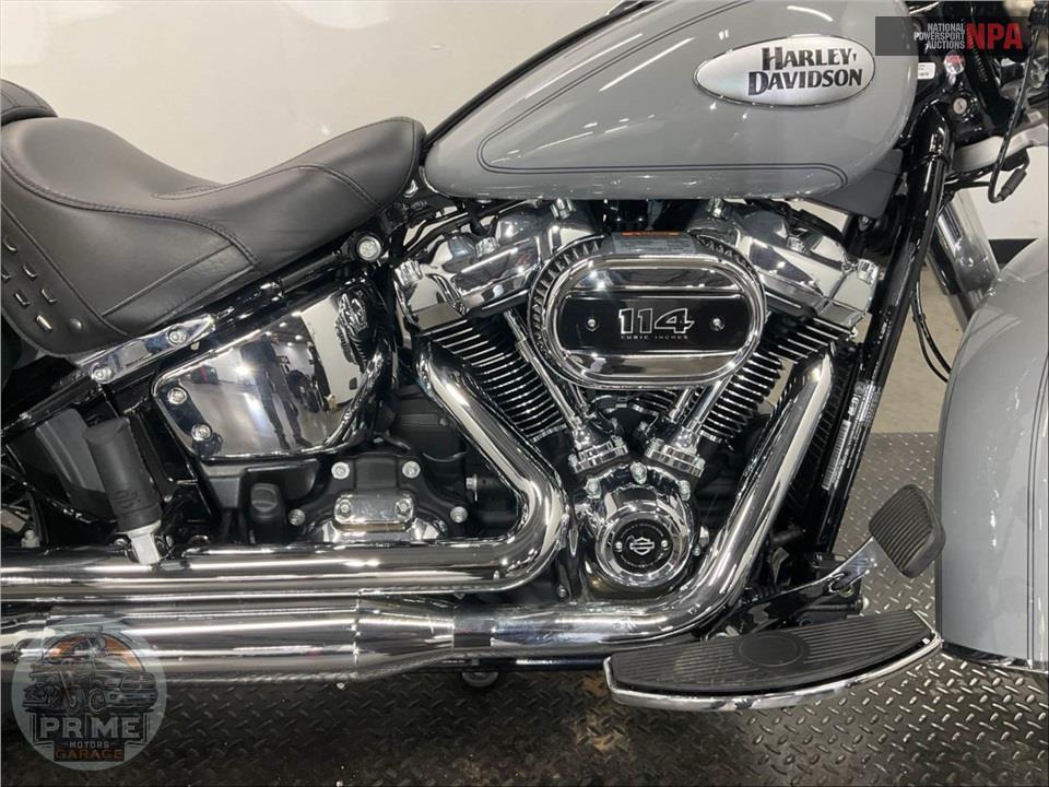 2024 Harley-Davidson FLHCS HERITAGE CLASSIC 114 — фото 6