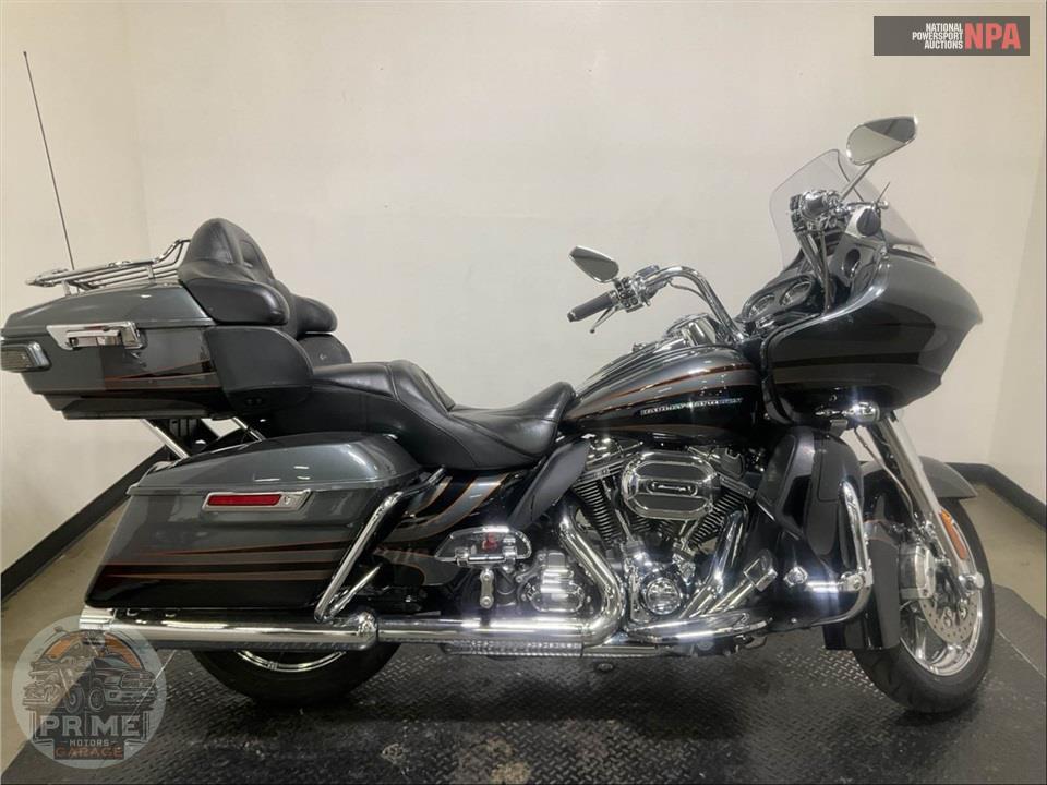 2016 Harley-Davidson FLTRUSE CVO ROAD GLIDE ULTRA — фото 1