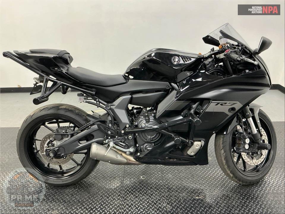 2025 Yamaha YZF-R7 — фото 1