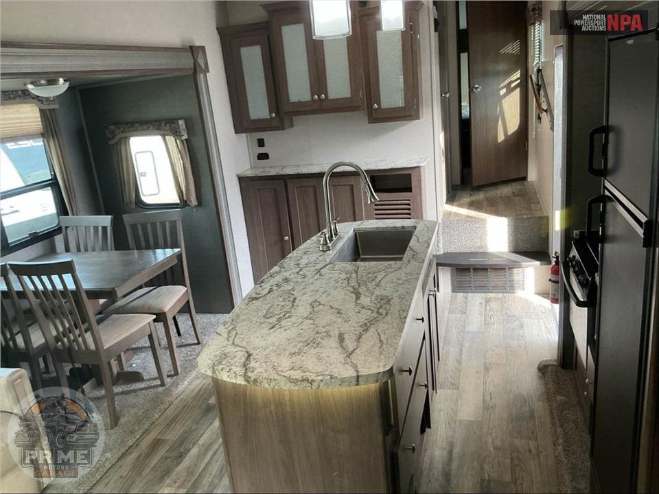 2018 Keystone Rv M-299 RLDS HIDEOUT FIFTH WHEEL SERIES — фото 9