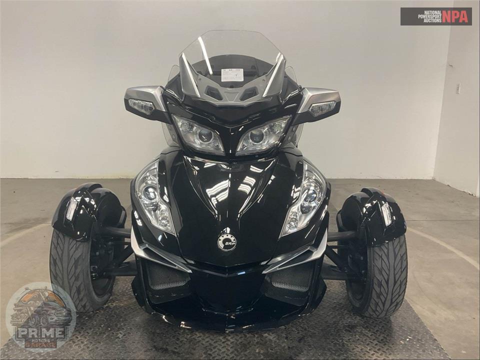 2015 Can-Am Spyder RT-S SE6 — фото 2