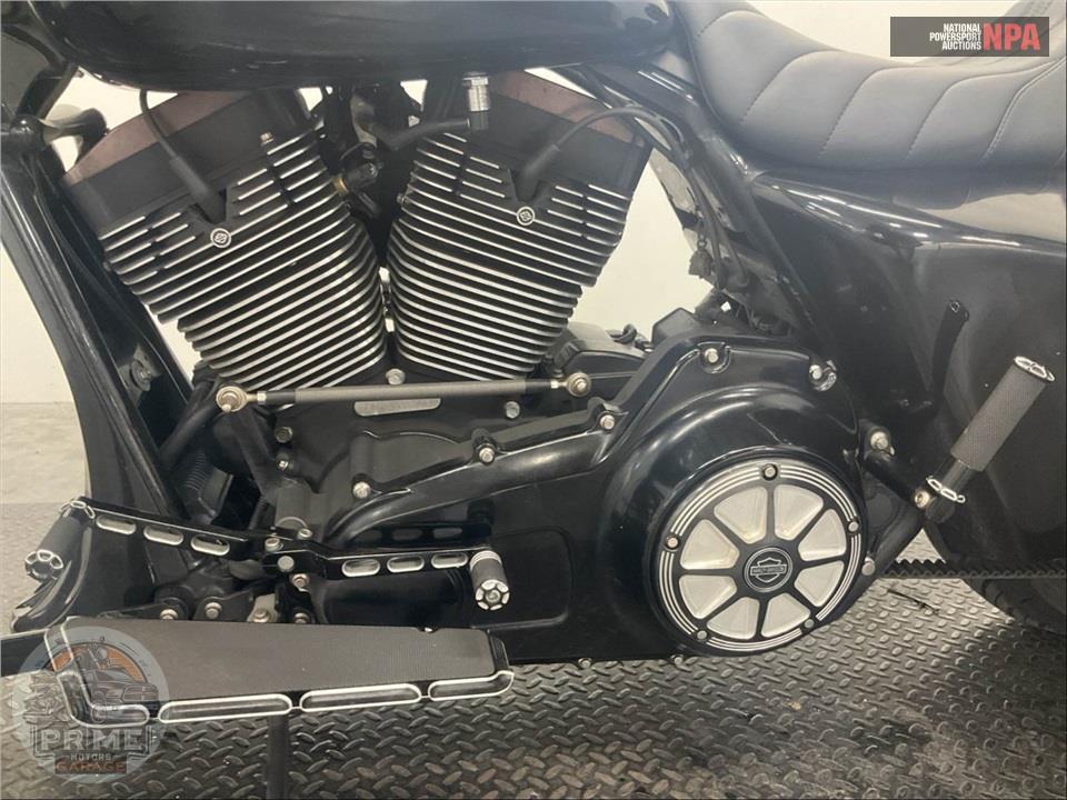 2015 Harley-Davidson FLTRXS ROAD GLIDE SPECIAL — фото 7