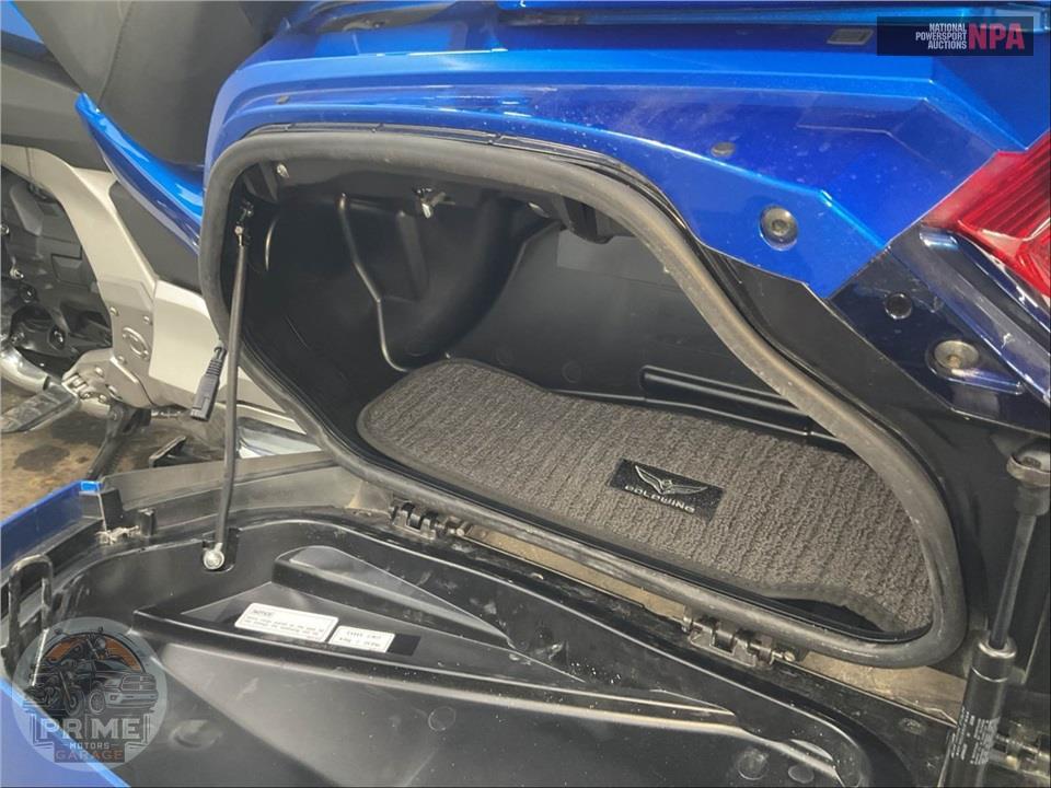 2022 Honda GL1800D GOLDWING TOUR DCT — фото 15