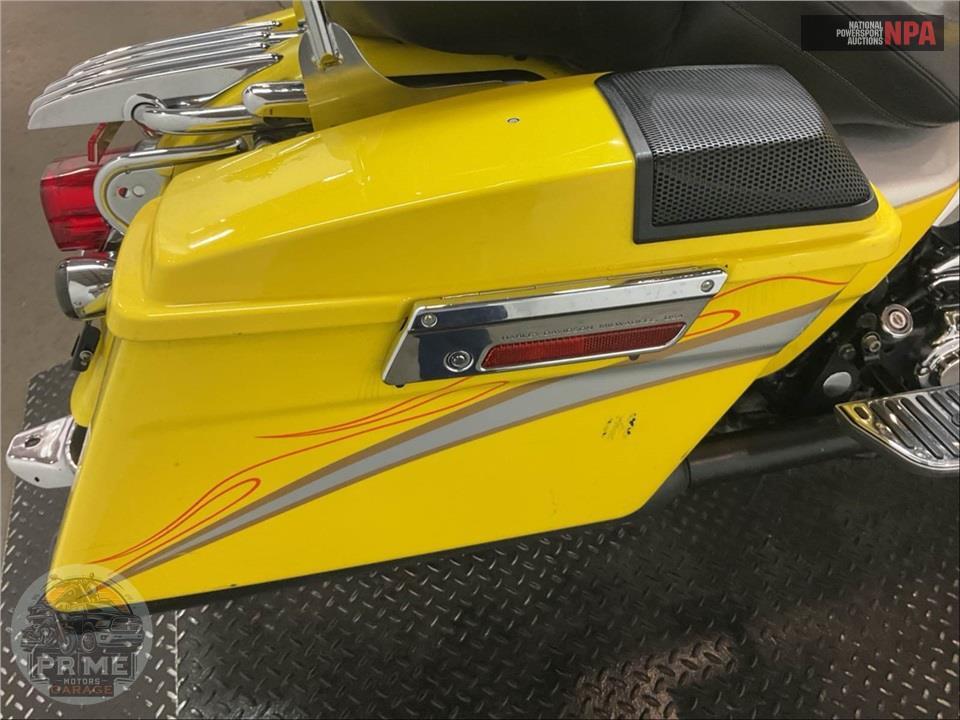 2005 Harley-Davidson FLHTCSE2 SCREAMIN EAGLE — фото 29