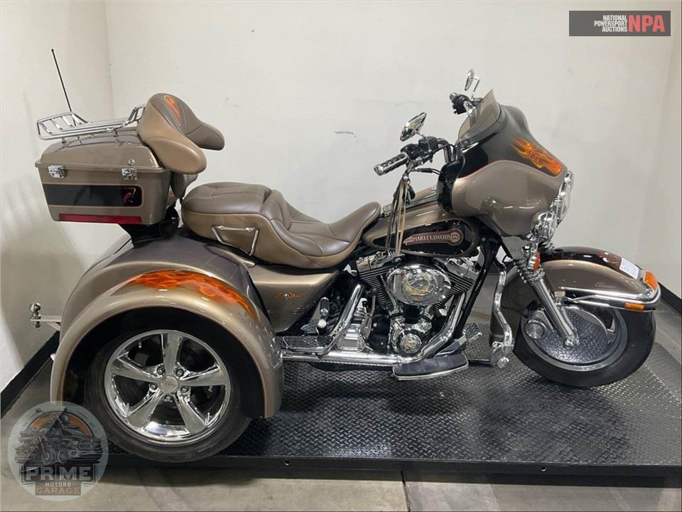 2005 Harley-Davidson FLHTCI ELECTRA GLIDE CLASSIC — фото 1