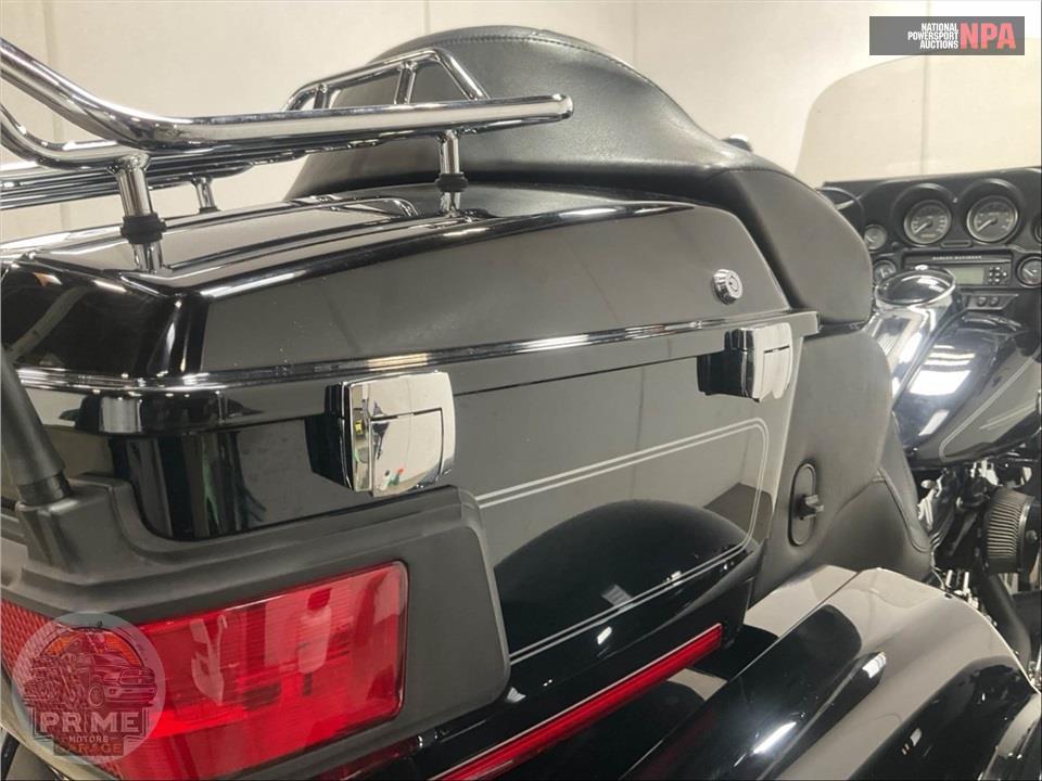2012 Harley-Davidson FLHTCUTG TRIGLIDE UL CLSC — фото 24
