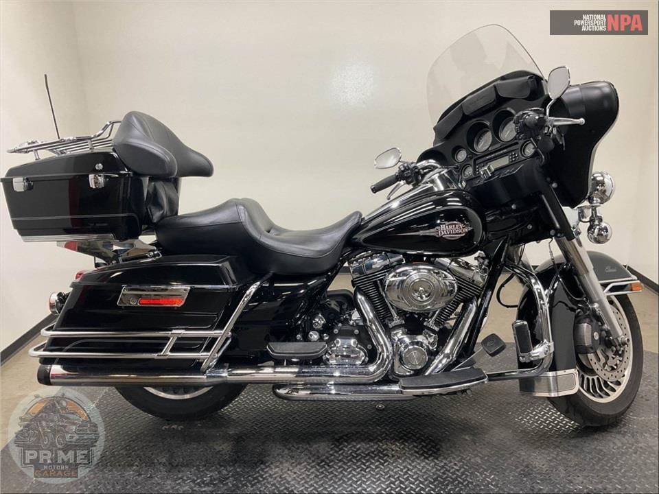 2010 Harley-Davidson FLHTC ELECTRA GLIDE CLASSIC — фото 1