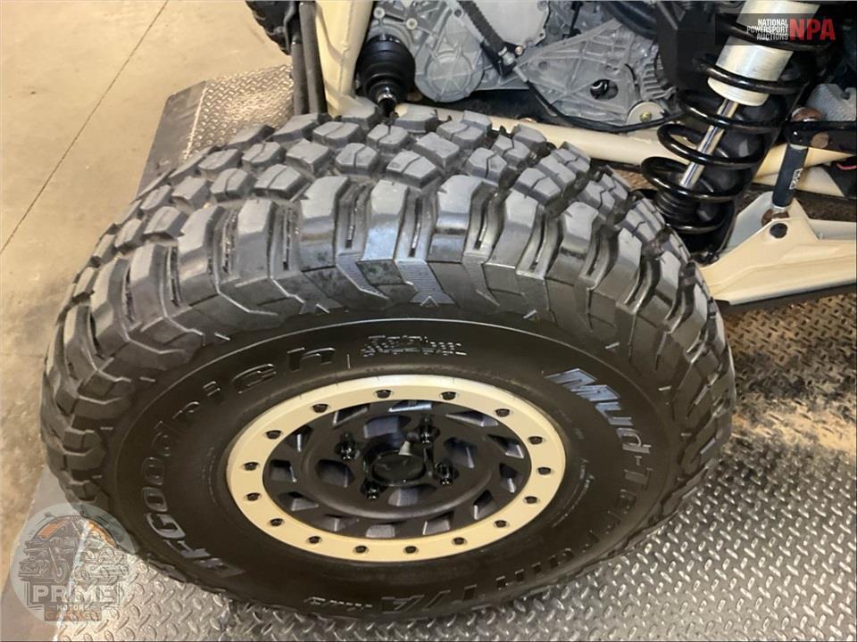 2023 Can-Am MAVERICK X3 X RC  TURBO RR 72 — фото 22