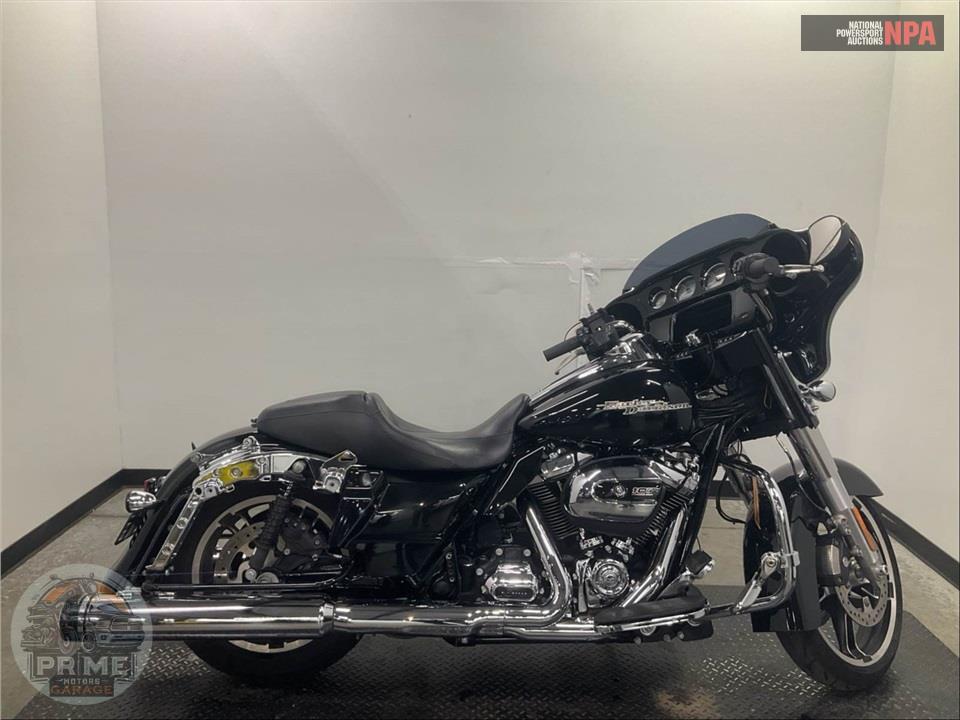 2017 Harley-Davidson FLHXS STREET GLIDE SPECIAL — фото 1