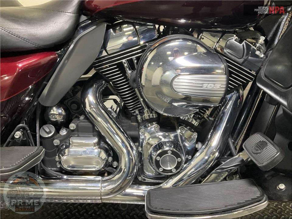 2015 Harley-Davidson FLHTK ELECTRA GLIDE ULTRA LIMITED — фото 6