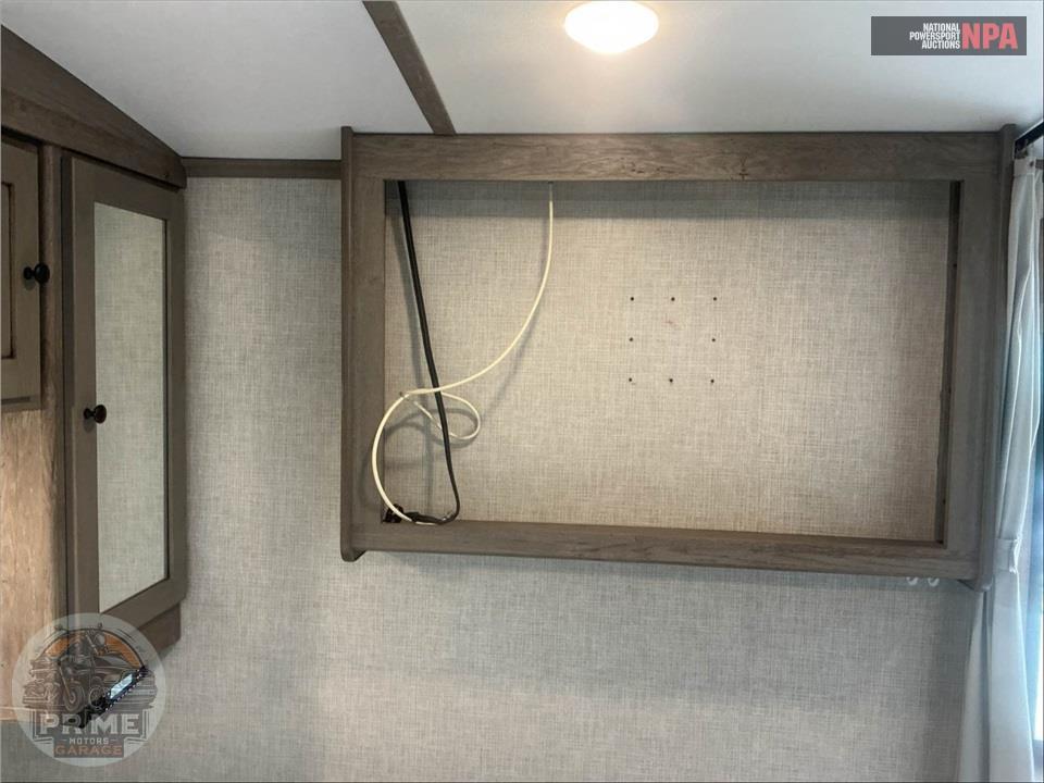 2021 Keystone Rv M-221 UMD - OUTBACK ULTRA-LITE SERIES — фото 24