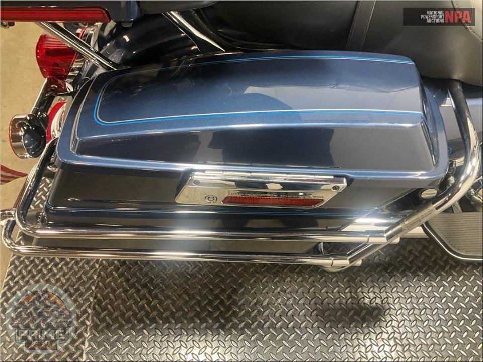 2009 Harley-Davidson FLHTCU ULTRA CLASSIC ELECTRA GLIDE — фото 19