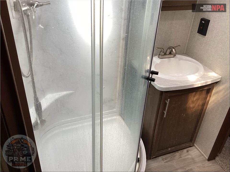 2020 Keystone Rv M-30 RKD - COUGAR SERIES — фото 15