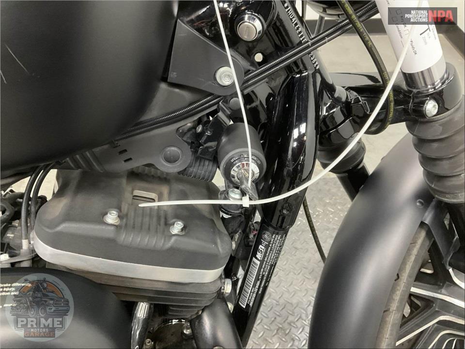 2014 Harley-Davidson XL883N IRON — фото 16