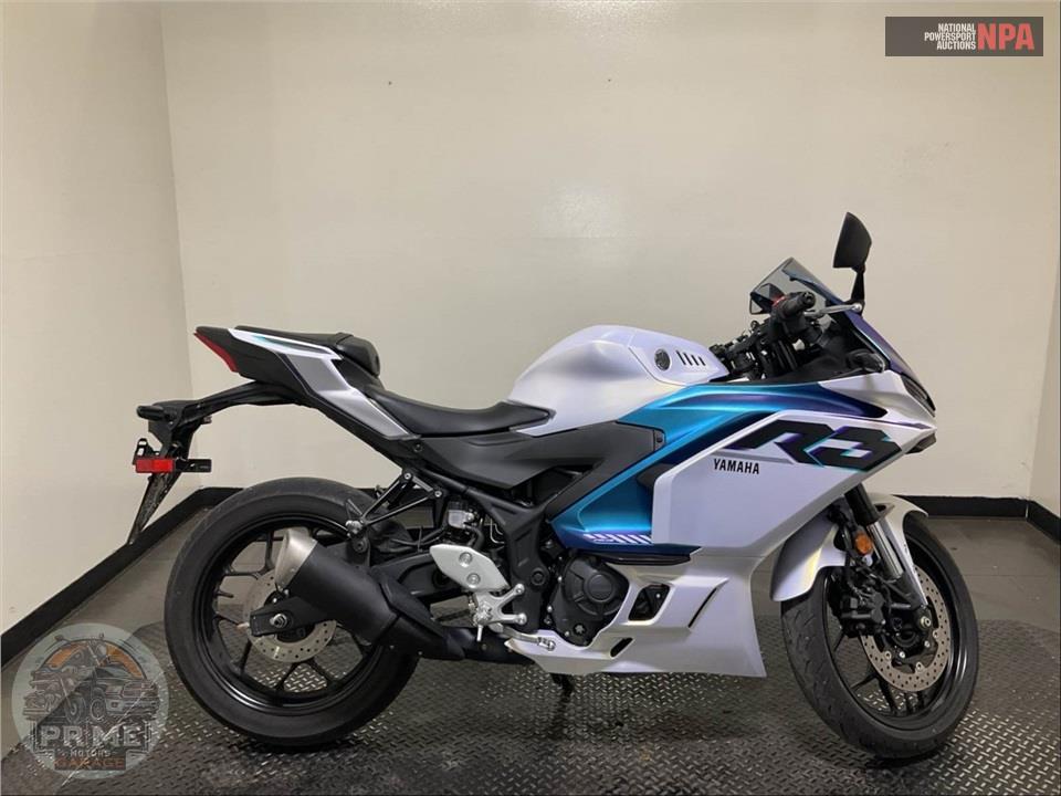 2025 Yamaha YZF-R3 — фото 1