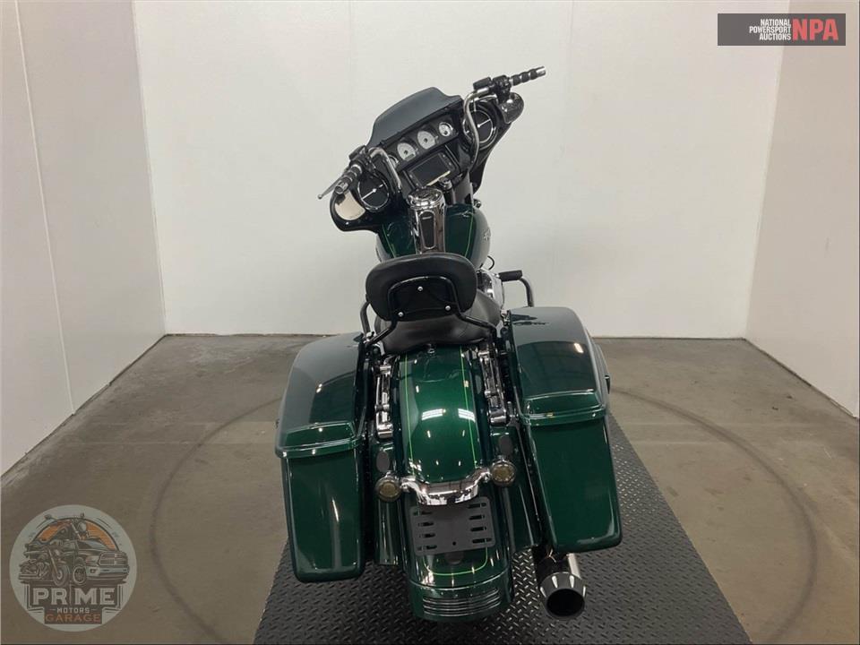 2015 Harley-Davidson FLHXS STREET GLIDE SPECIAL — фото 4
