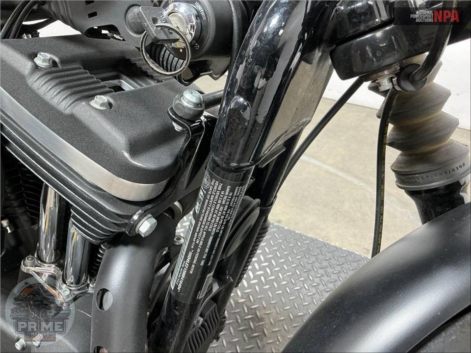 2021 Harley-Davidson XL883N IRON — фото 12